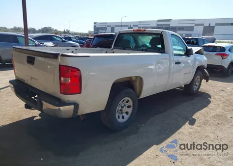 2013 Chevrolet Silverado 1500 Work Truck z USA, uszkodzony, nr VIN 1GCNCPEX9DZ248650